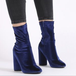 Blue velvet boots